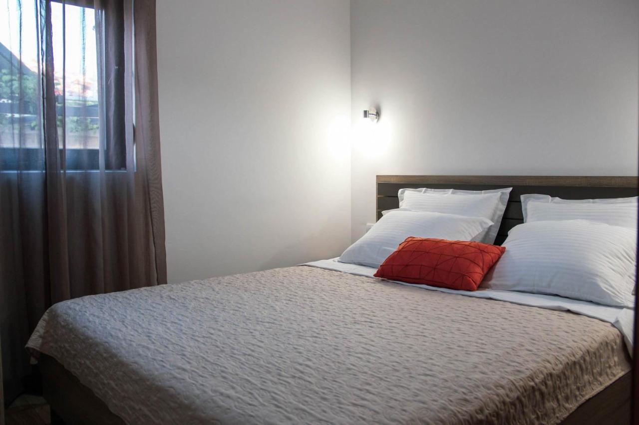 Apartments Tramonto 티바트 외부 사진